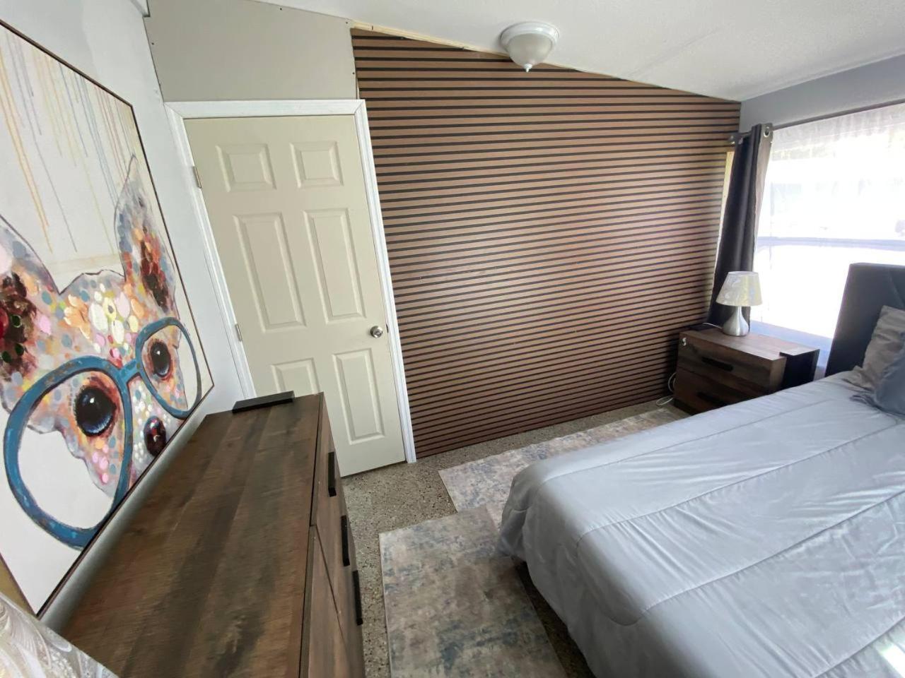 Hollywood Peaceful Hostel Экстерьер фото